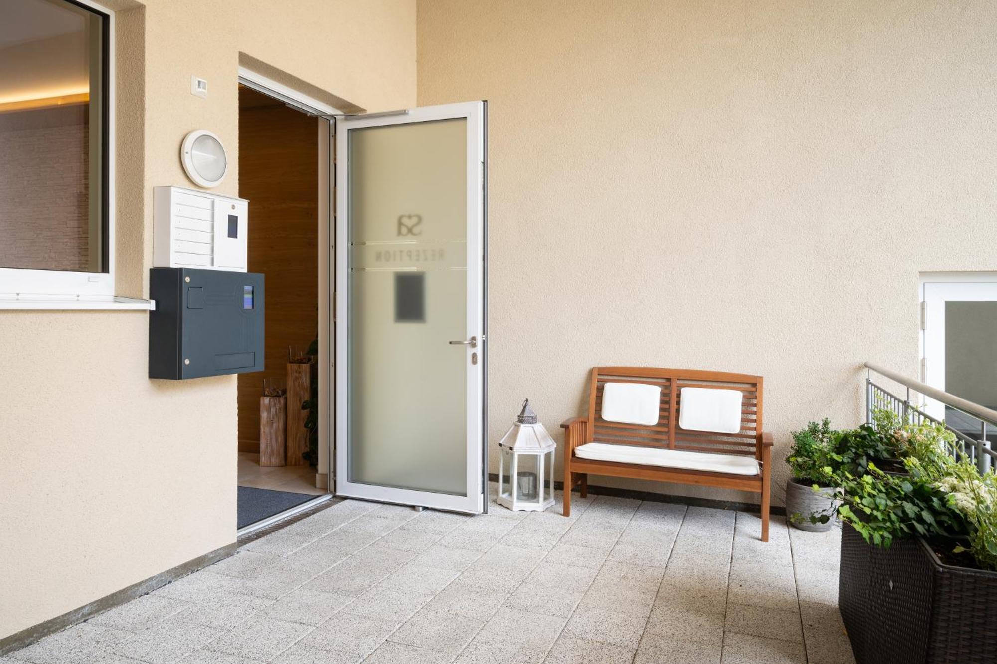Snooze Apartments Holzkirchen  Exterior photo